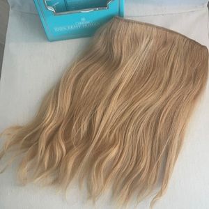 Halo Couture 16 inch extensions in dark blonde with highlights, original F112.